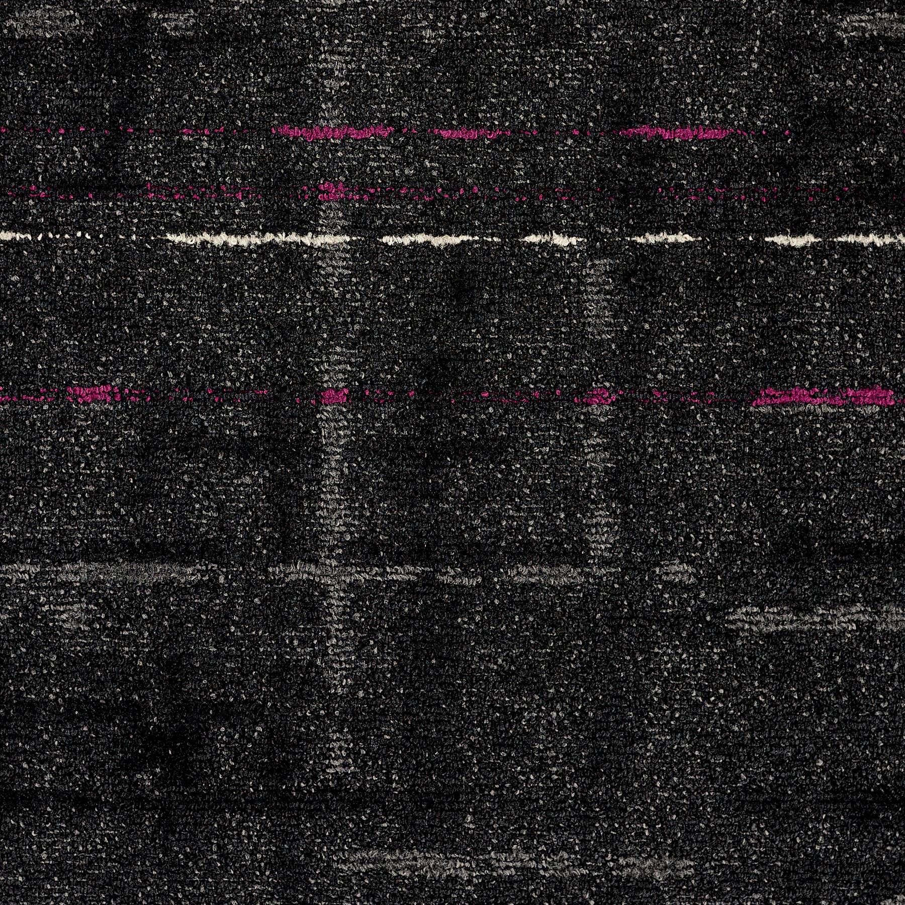 Strike II - Graphite Argon