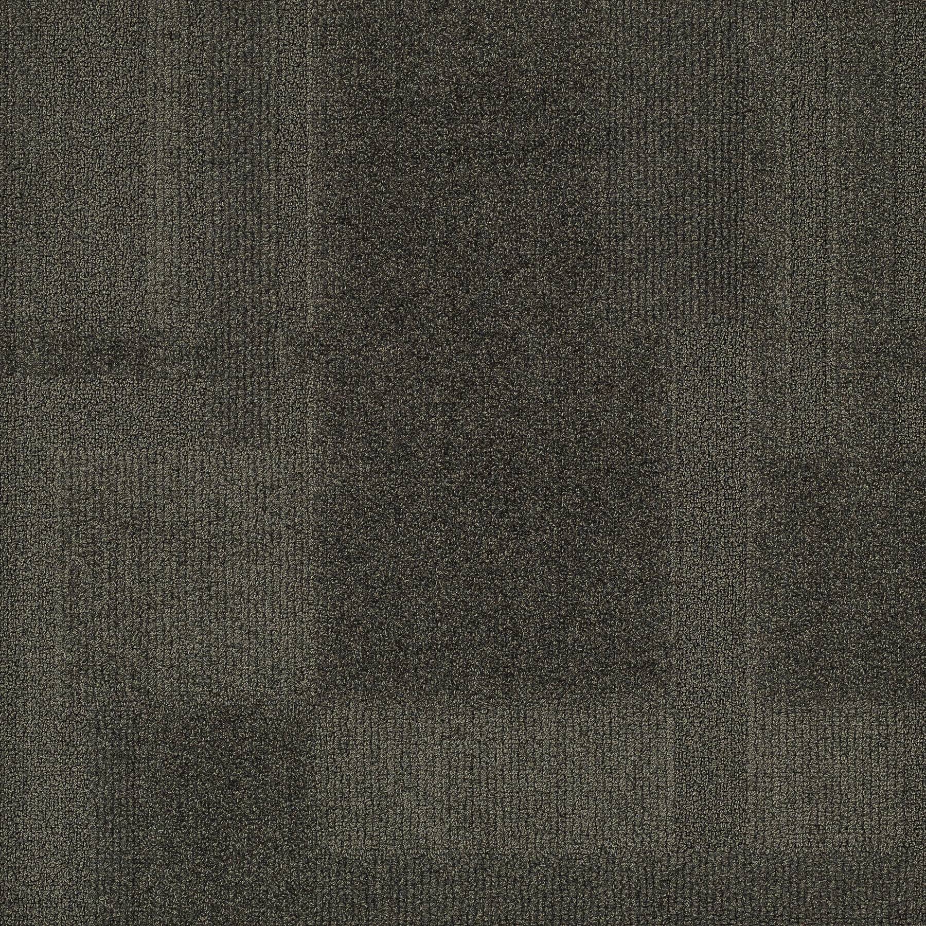 Vivid 202 - Rum 'N' Raisin